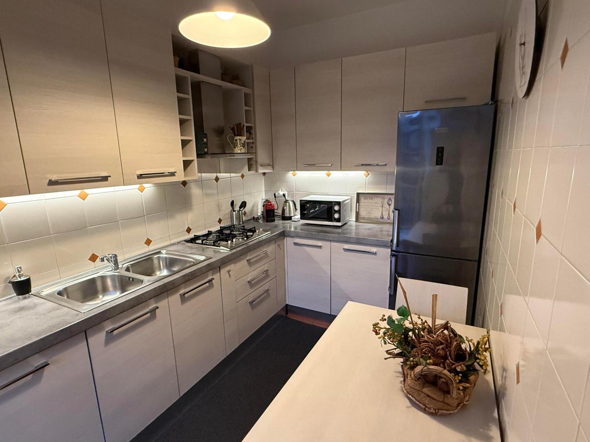Angera Apartment *