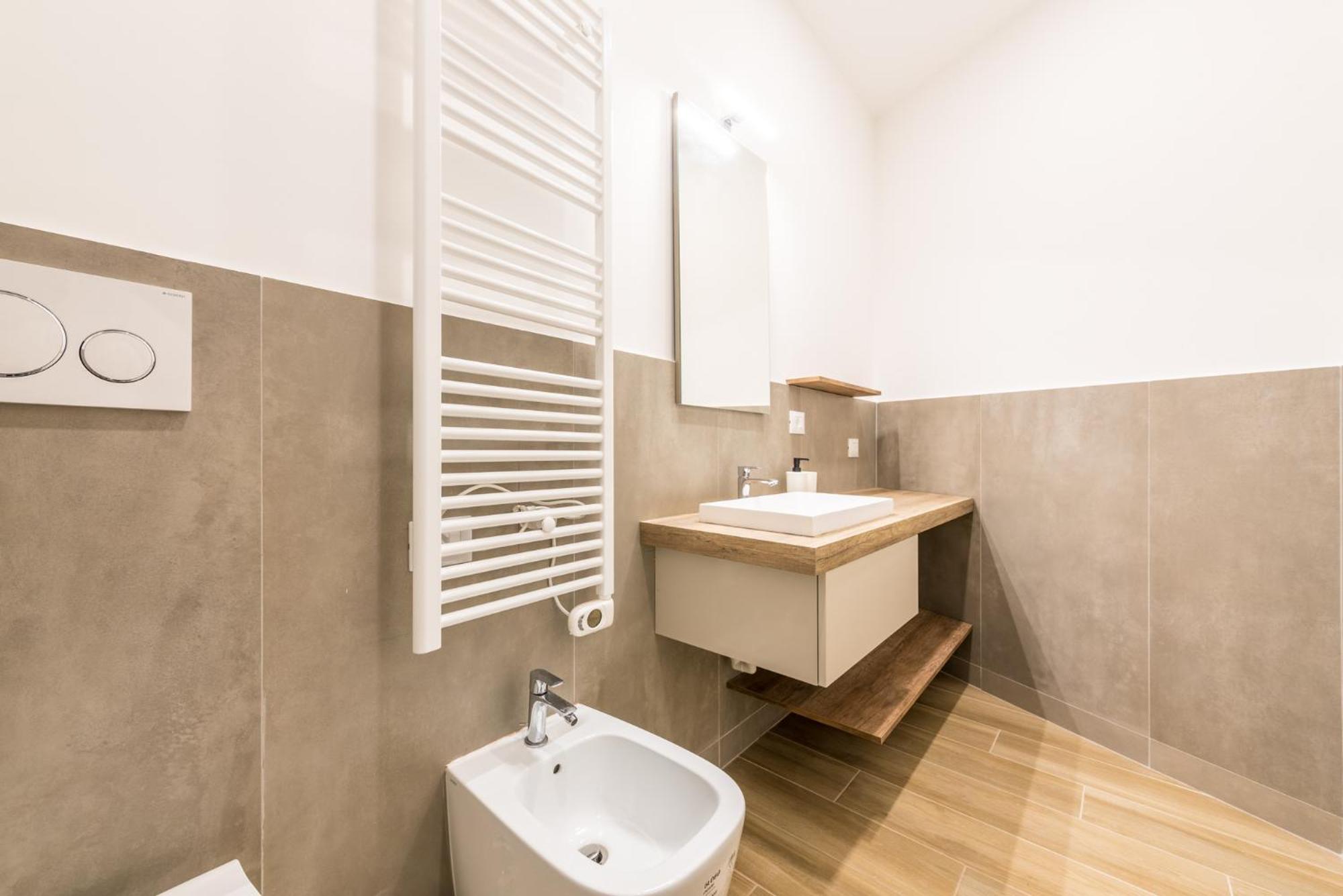 Guest Planet - Fondazione Prada's Two Apartment Milan