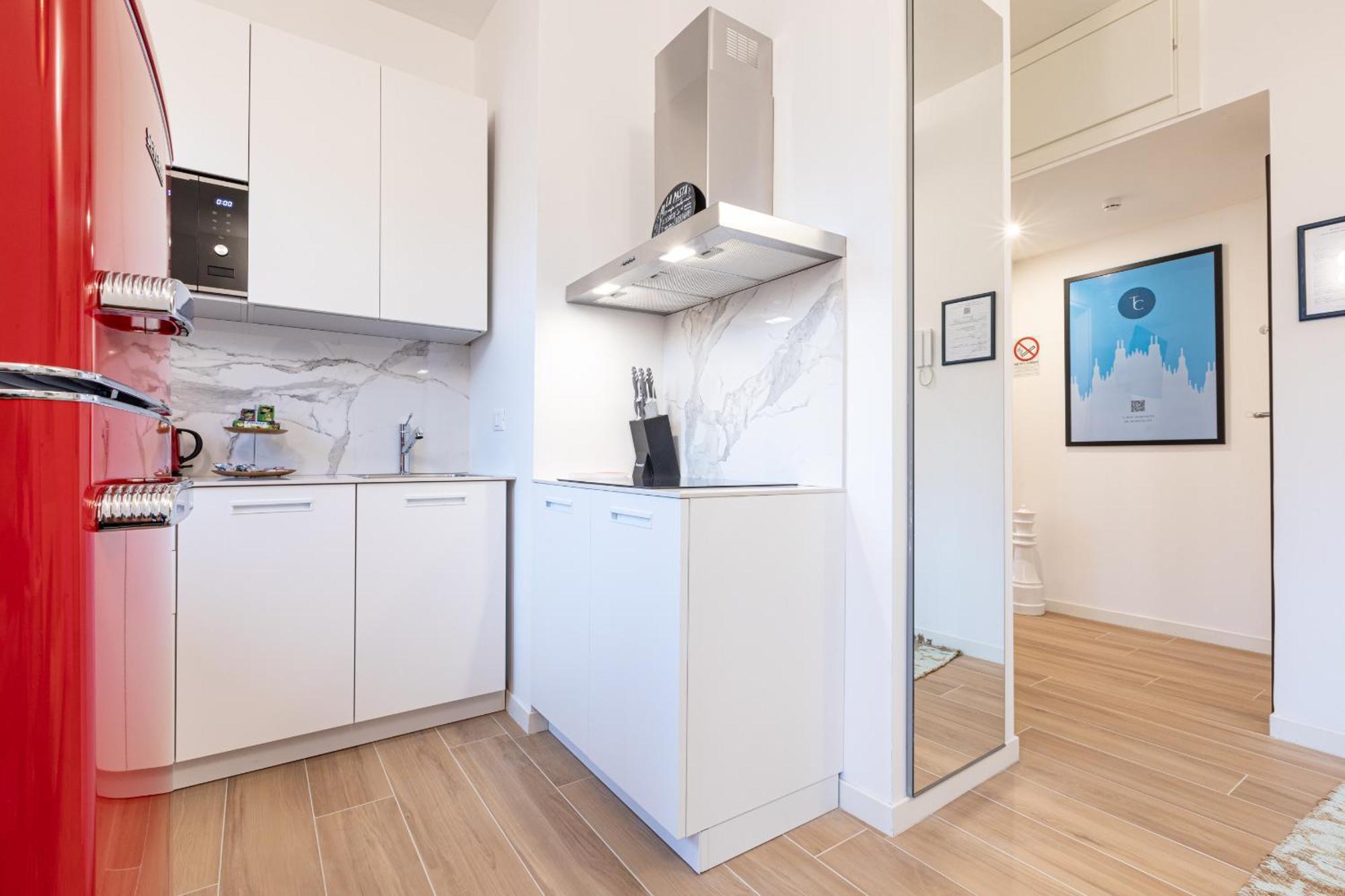 Fondazione Prada Exclusive With Balcony - Collection Apartment *