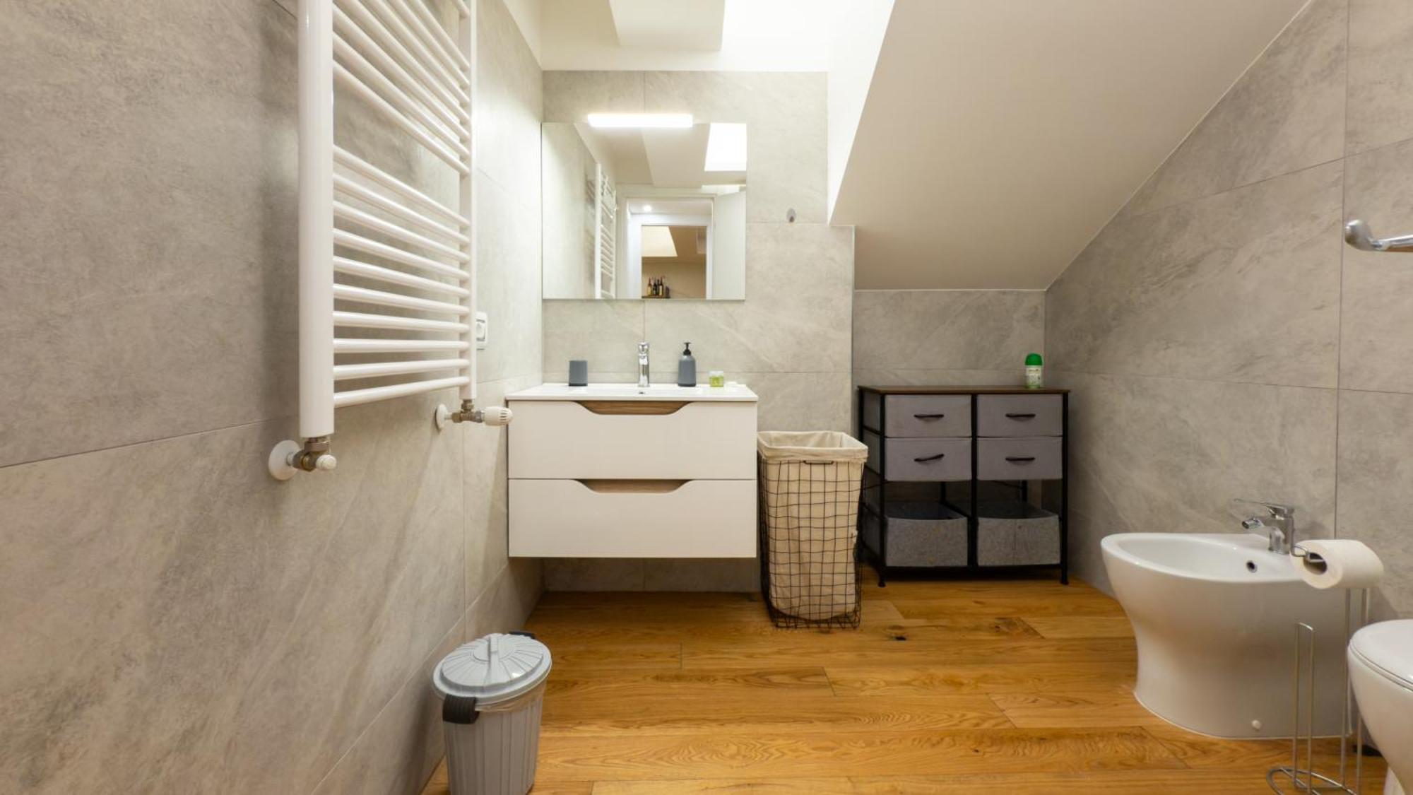 Ideal Rent - De Sanctis 61 Milan