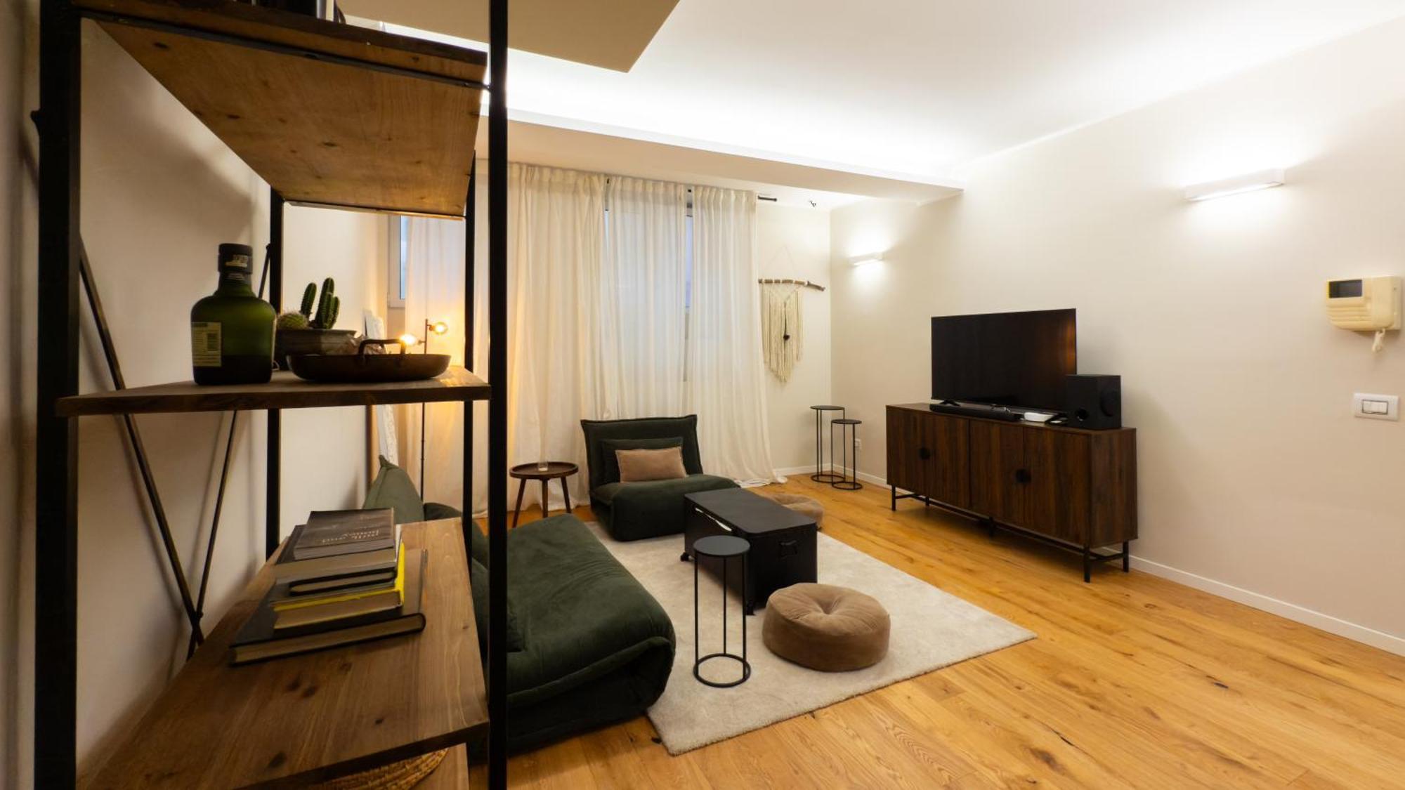 Apartment Ideal Rent - De Sanctis 61 *