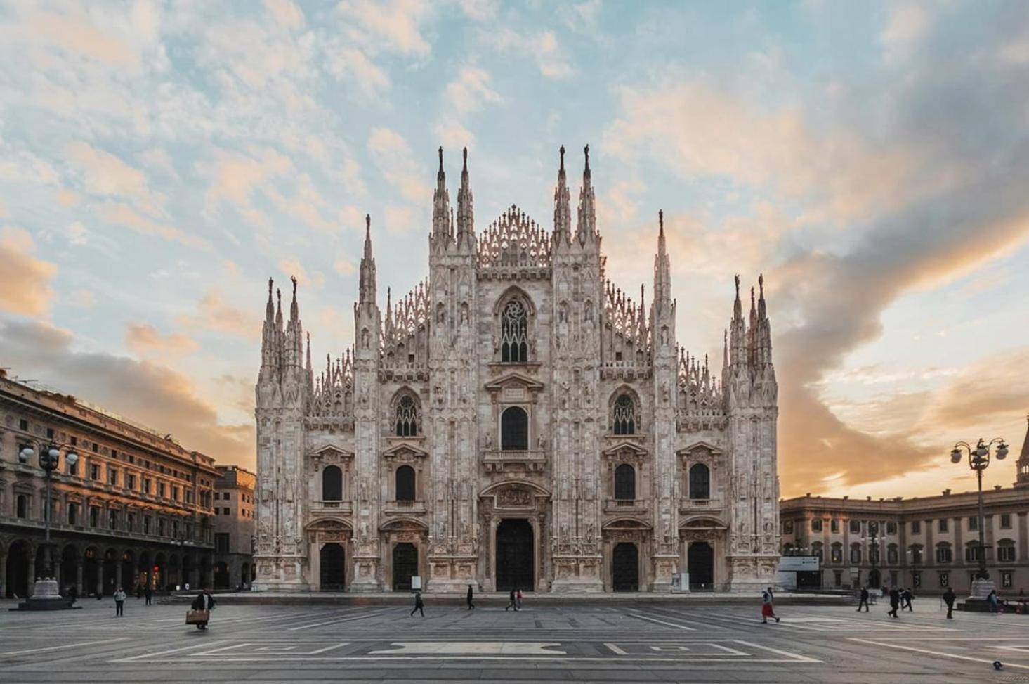 Duomo 10 Min - Spacious In The Heart Of - Wifi Apartment