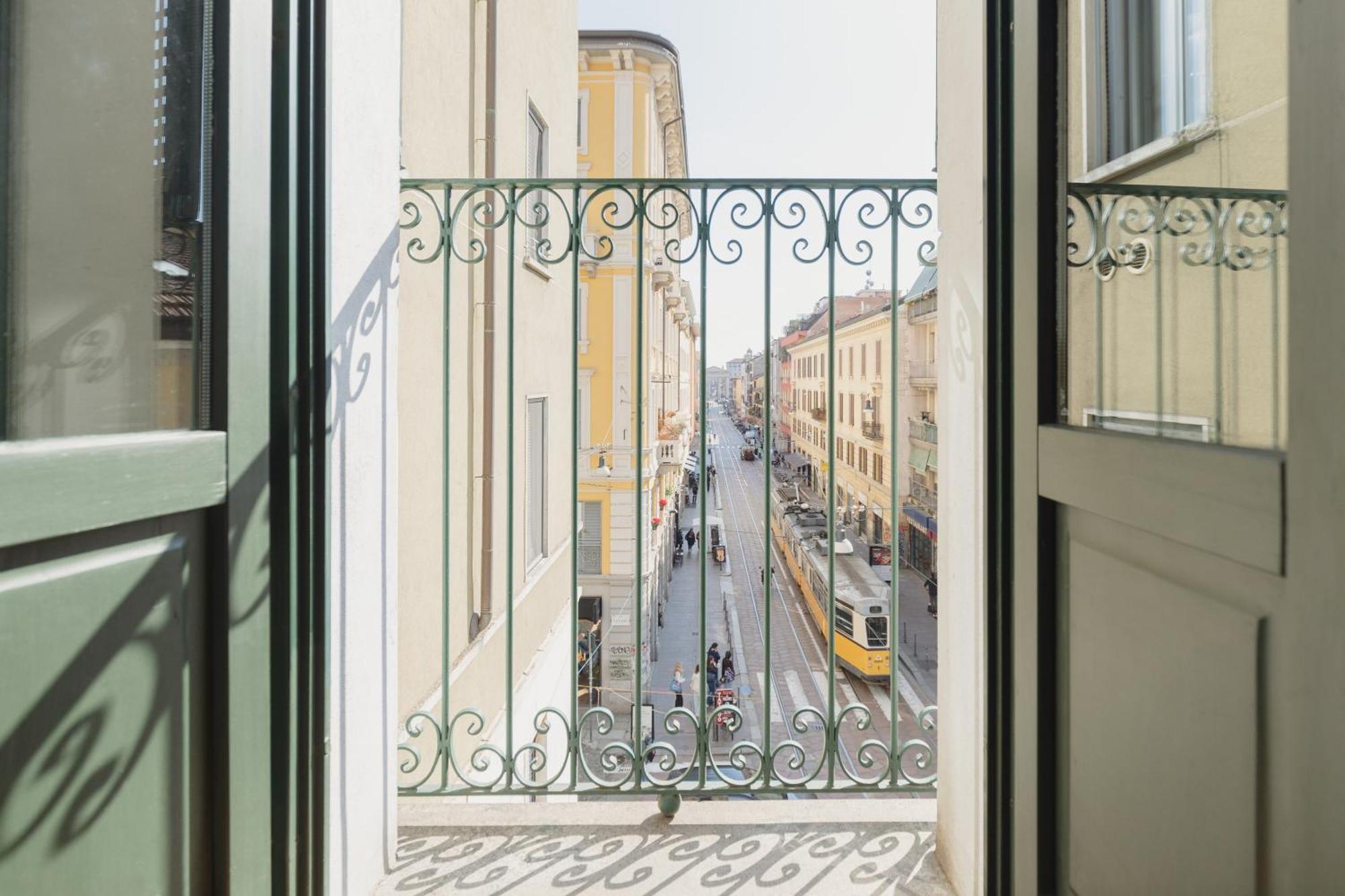 Gohost - Stylish And Charming Flat Between Navigli And Duomo Apartment Milan
