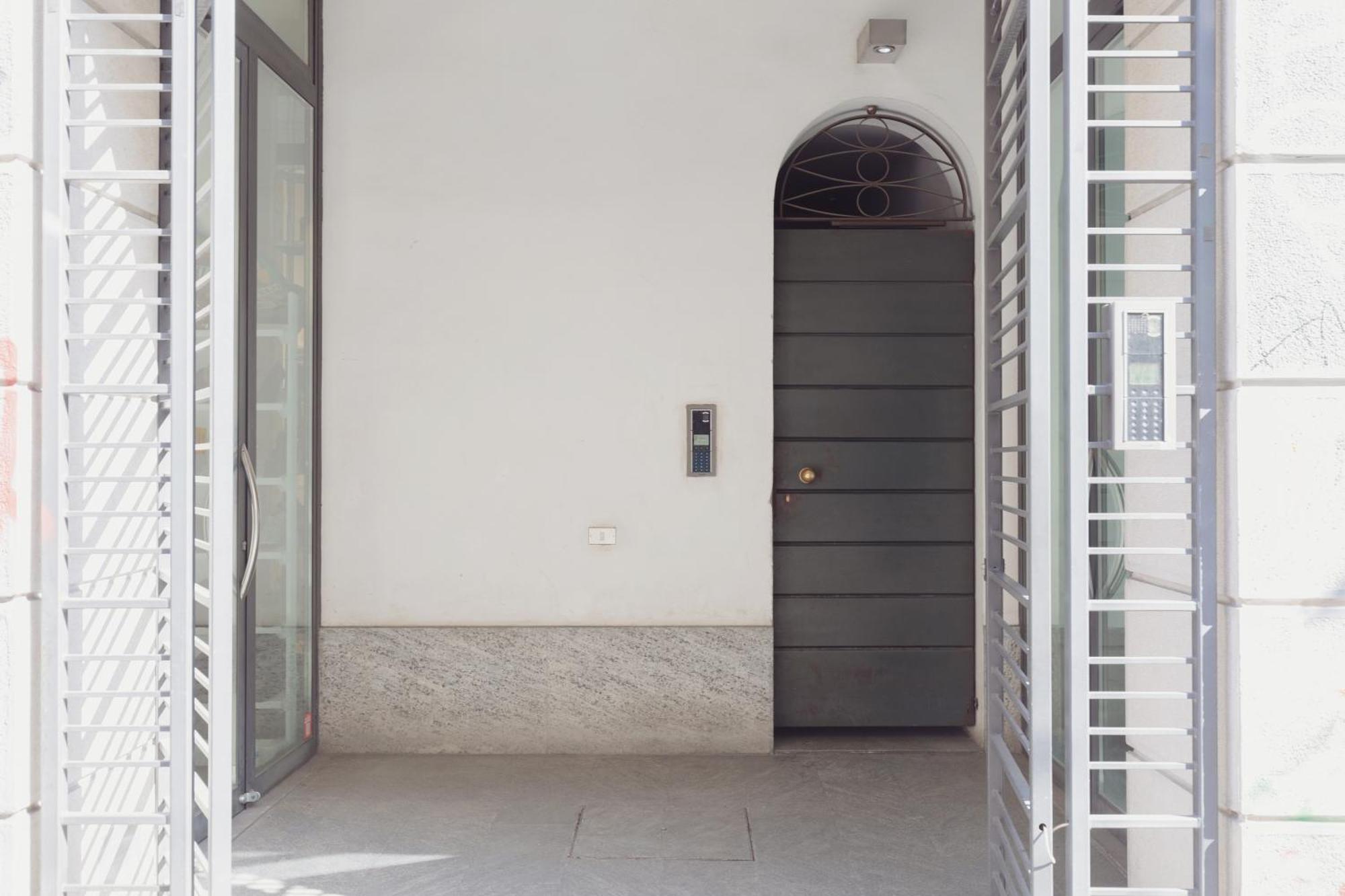 Apartment Gohost - Stylish And Charming Flat Between Navigli And Duomo Milan