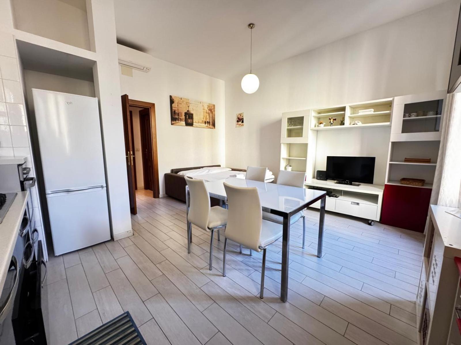 Apartment Kibilu - Bilocale Citta Studi, San Raffaele, Linate *