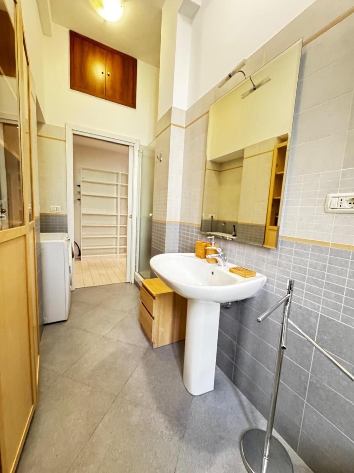 Apartment Kibilu - Bilocale Citta Studi, San Raffaele, Linate *