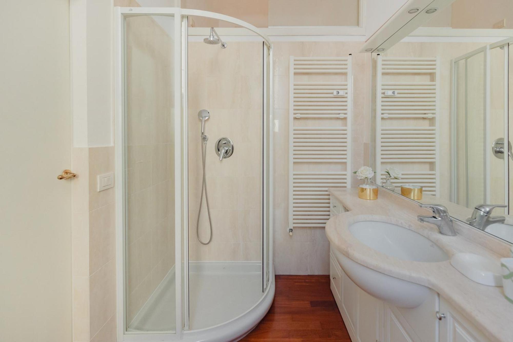 Gohost - Quiet, Bright & Stylish Flat In The Heart Of Apartment Milan