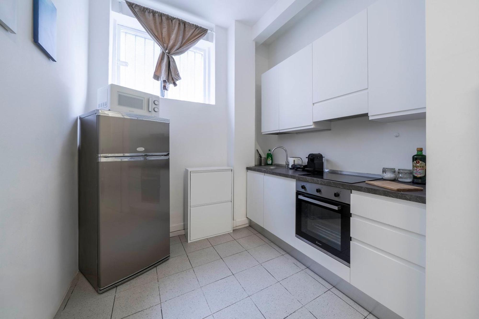 Duomo 10 Min - Spacious In The Heart Of - Wifi Apartment *