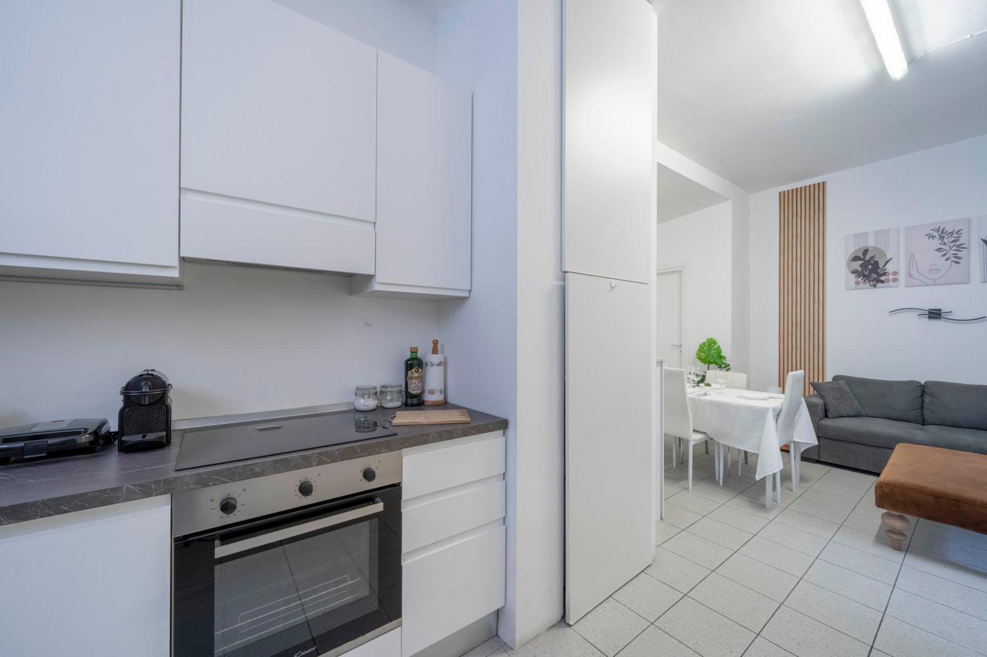 Duomo 10 Min - Spacious In The Heart Of - Wifi Apartment Milan