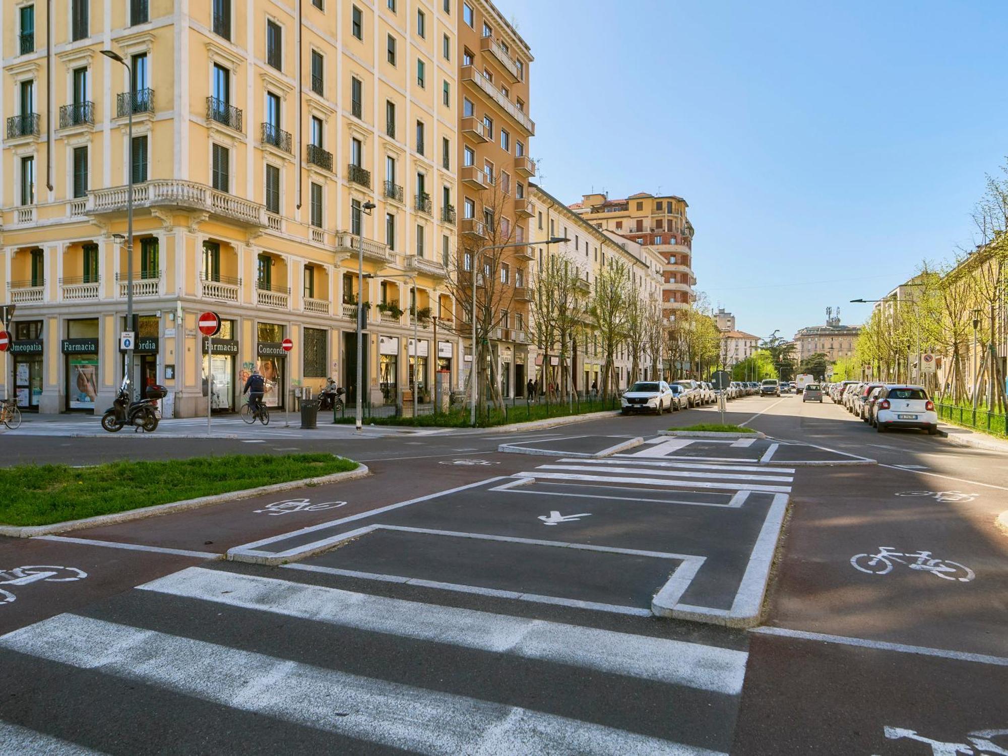 Beautiful In Tricolore * Milan