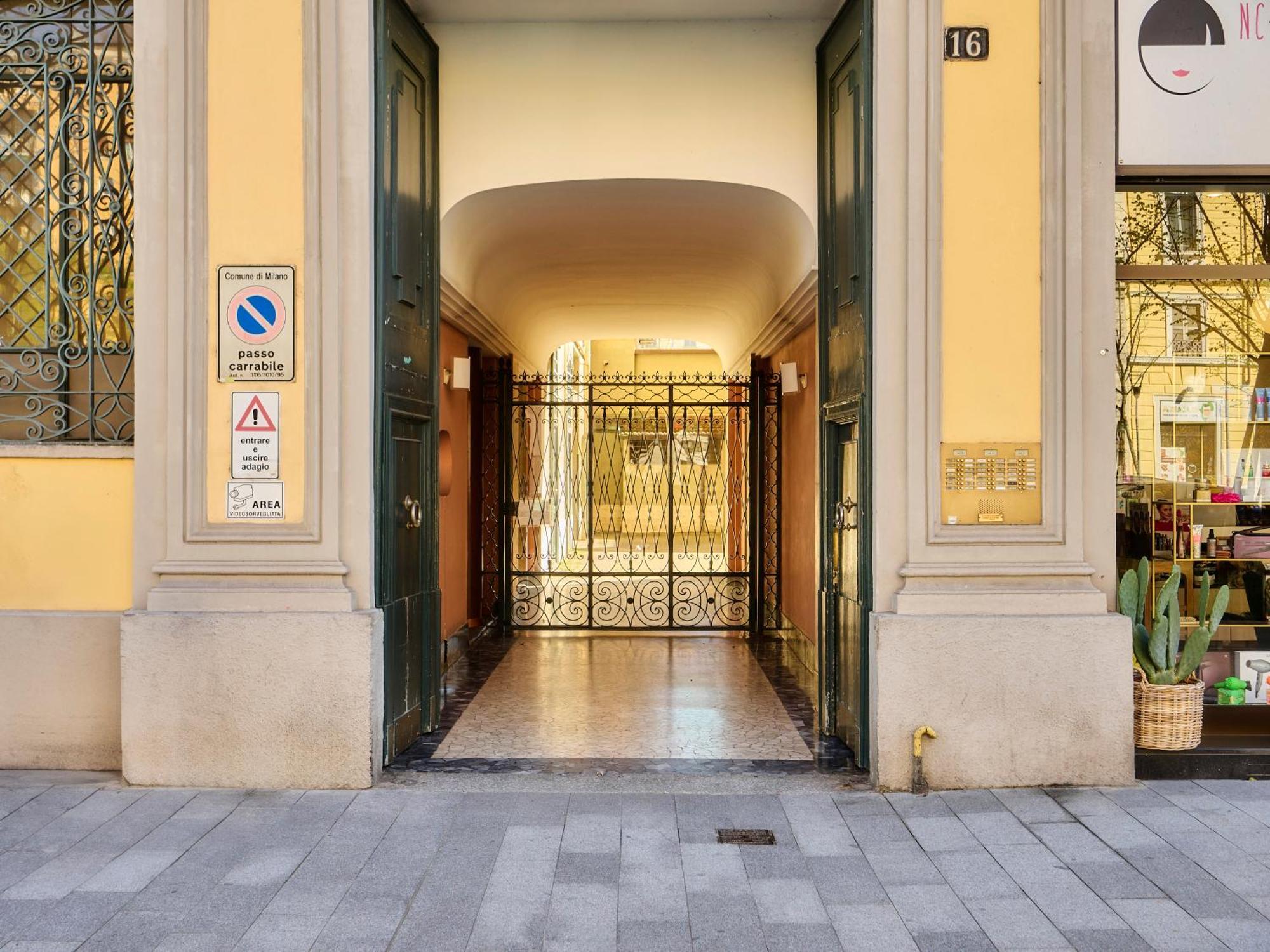 Apartment Beautiful In Tricolore *