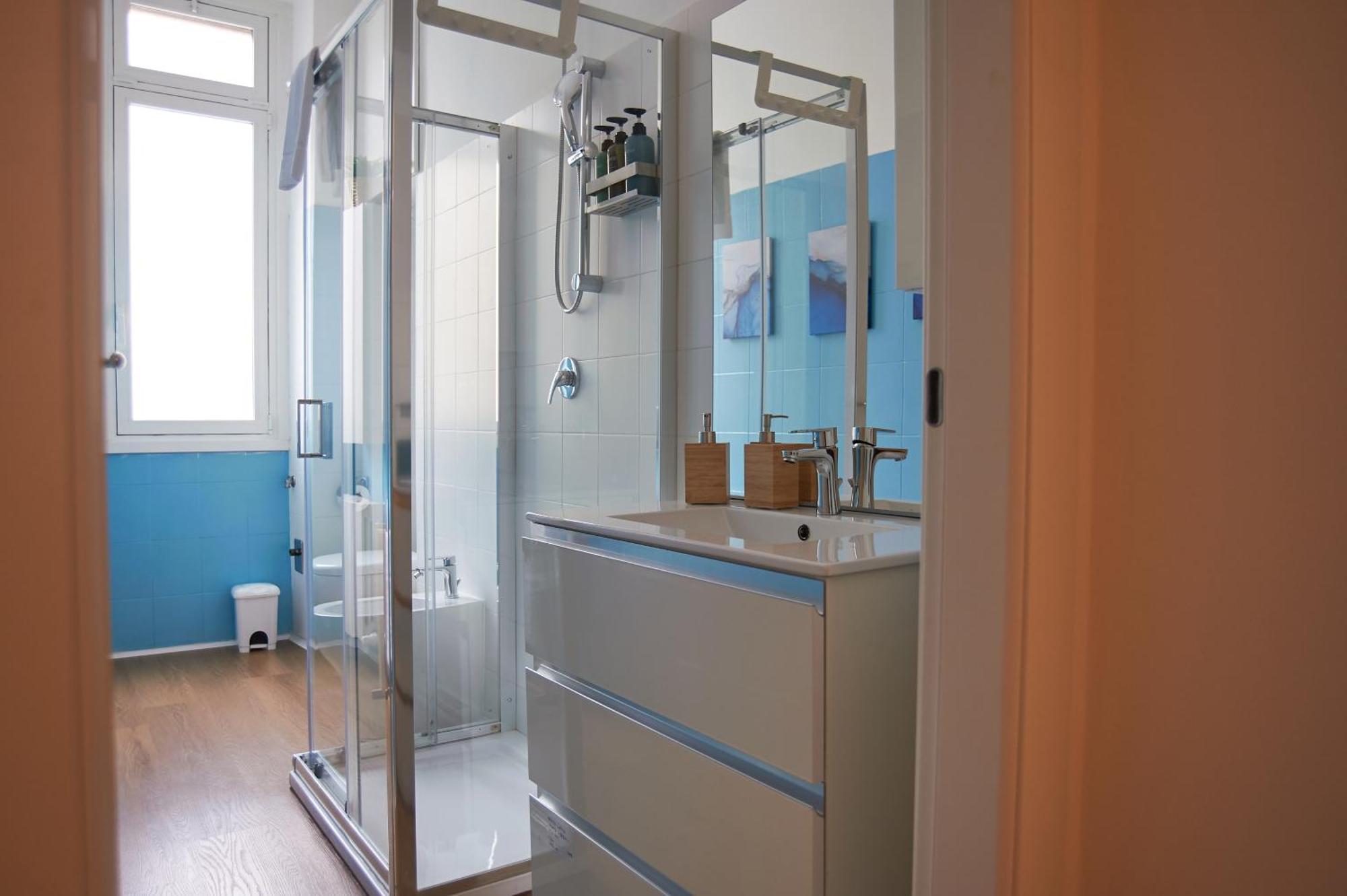 Appartamento Design & Comfort A Metro A 2 Min *