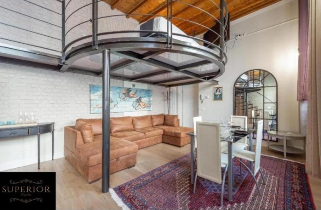 Eccelso Apartment *