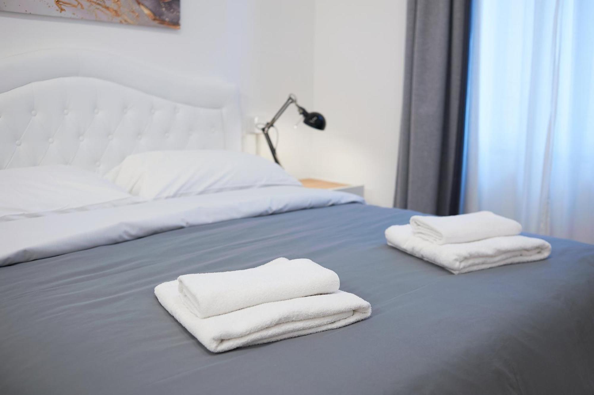 Design & Comfort A Metro A 2 Min Appartamento
