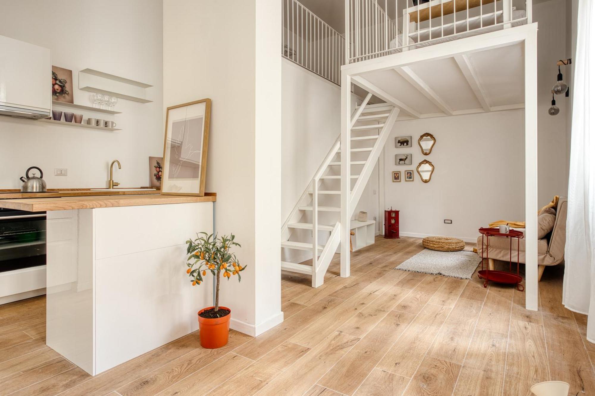 Warm In Decor I Apartment Milan