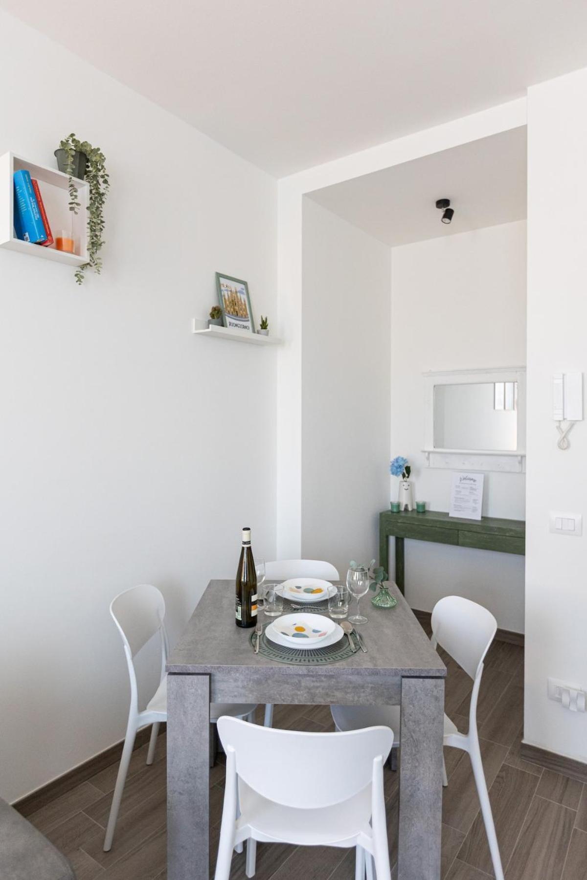 Luxury Navigli Apartment Milan