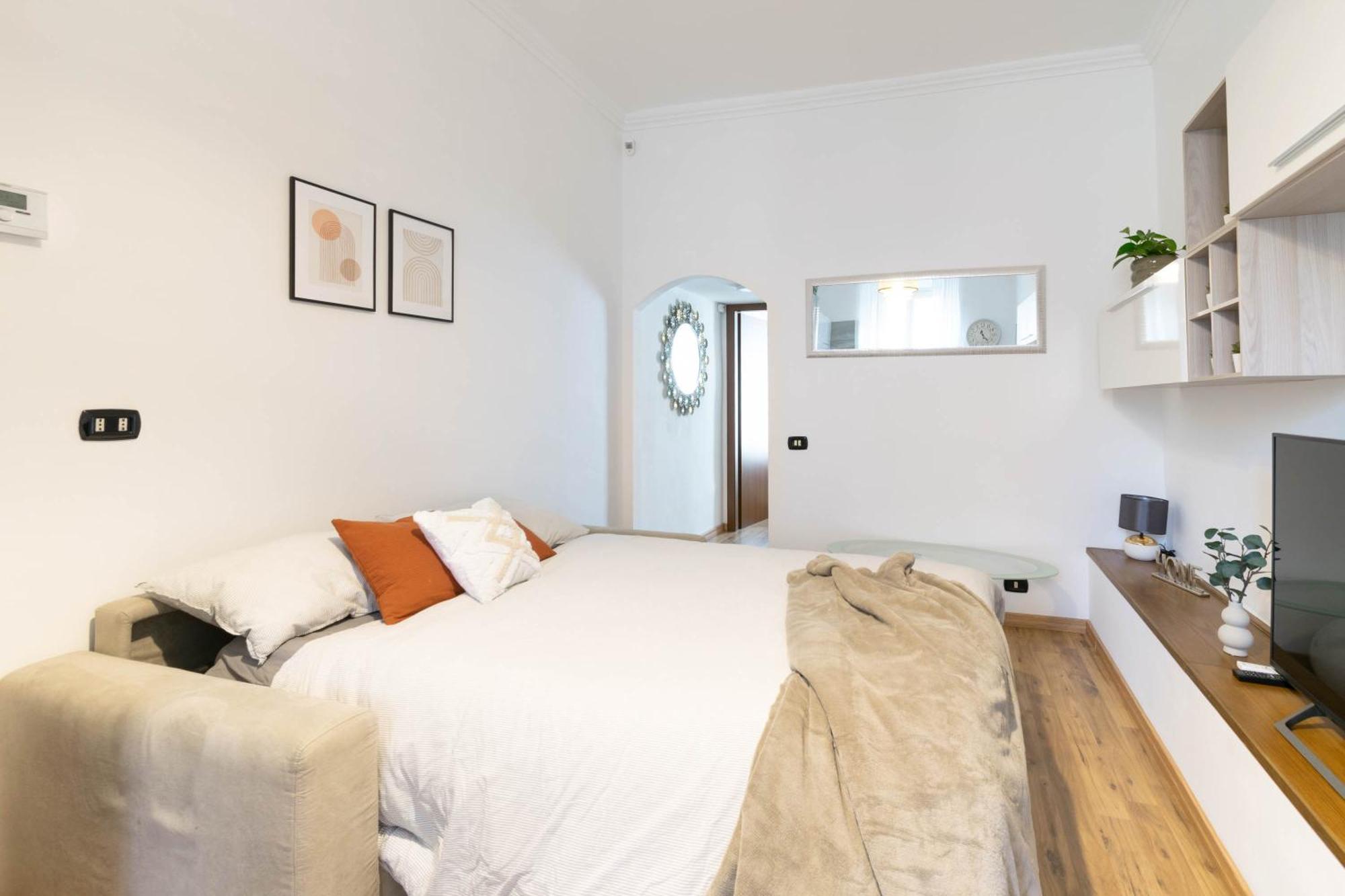 Lambra 103 Apartment Milan