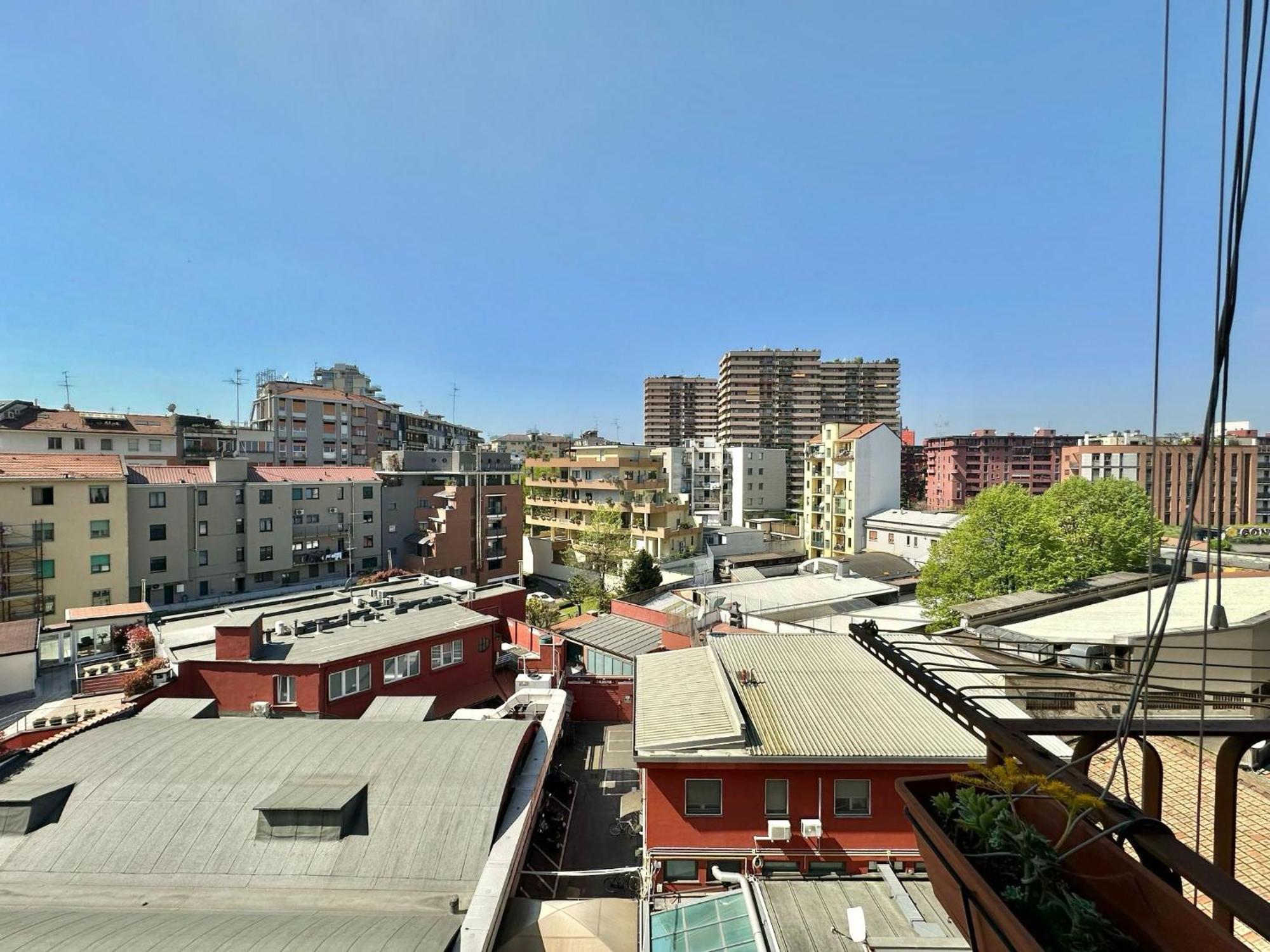 Metro S&m Home, Moderno E Confortevole Con Metro M3 Sotto Casa Appartamento Milano