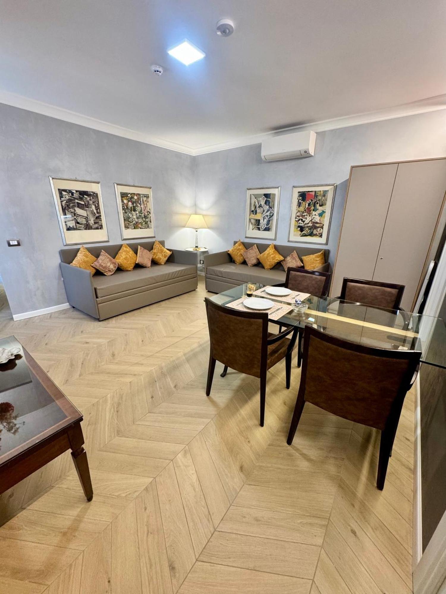 Myitalyhome *