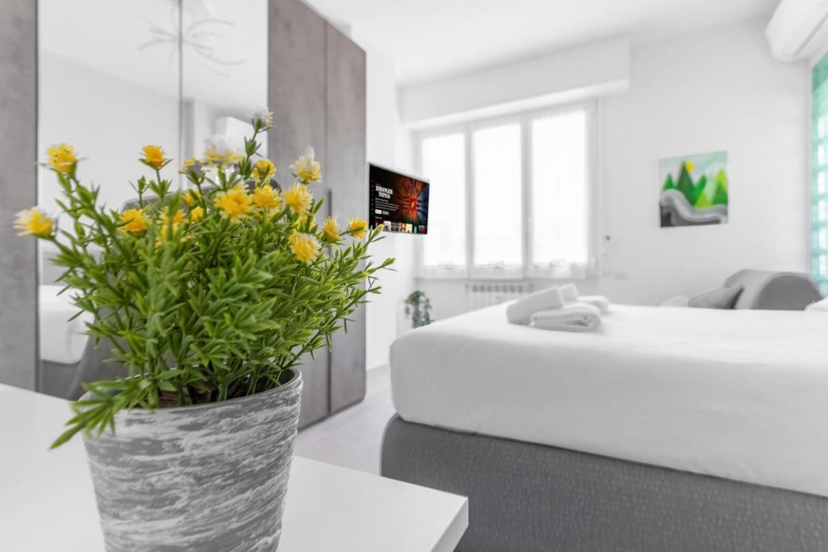 Comodo E Confortevole-sesto Piano Con Vista Apartment Milan