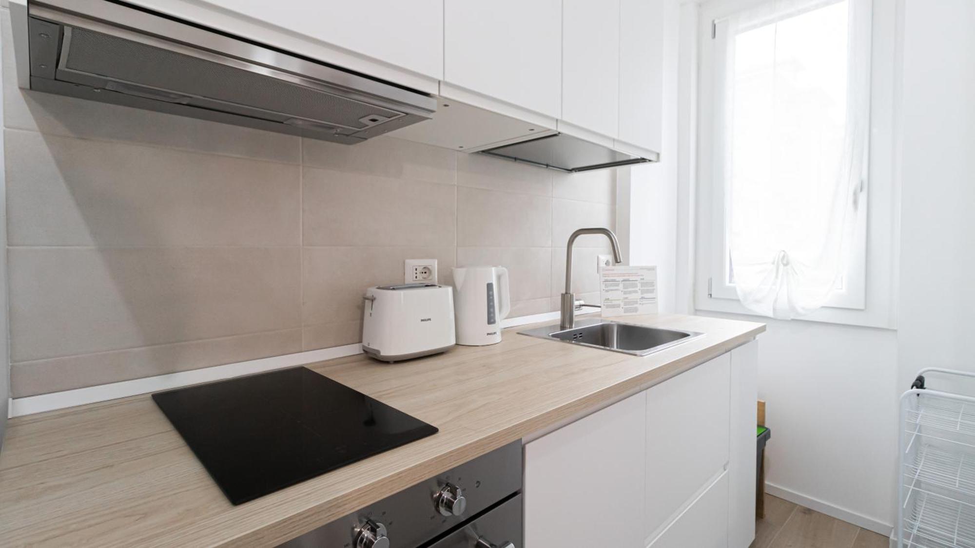 Italianway - Cambiasi 8 * Milan