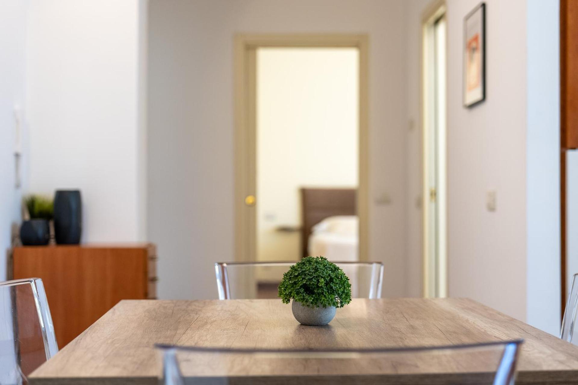 Flat In Center With Terrace, Near Garibaldi Fs Appartamento *
