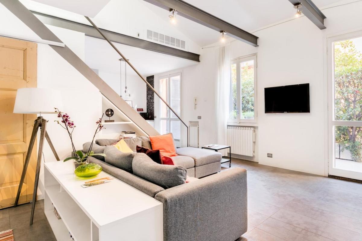 Apartment Bocconi Industrial Loft 2bdr, 2btr Milan