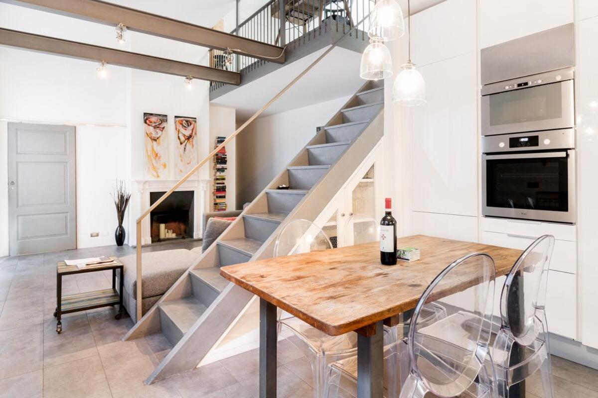 Bocconi Industrial Loft 2bdr, 2btr