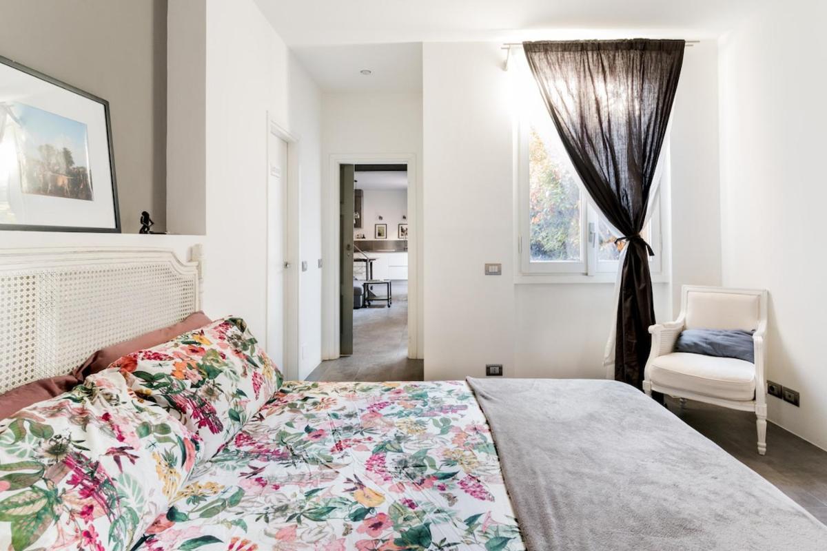 Bocconi Industrial Loft 2bdr, 2btr Apartment *
