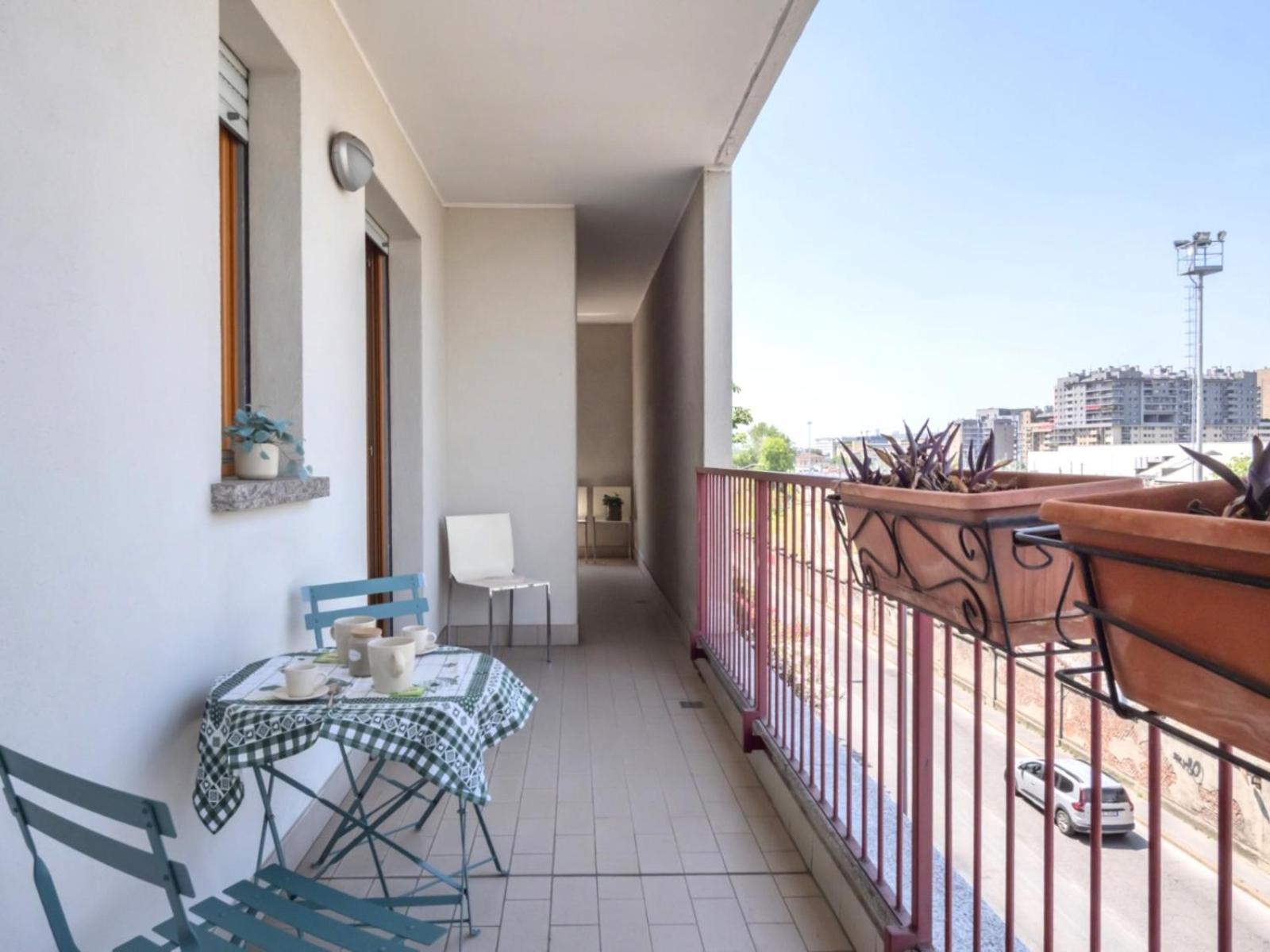 Apartment Spazio Breda - Free Garage, Metro M1, Balcony