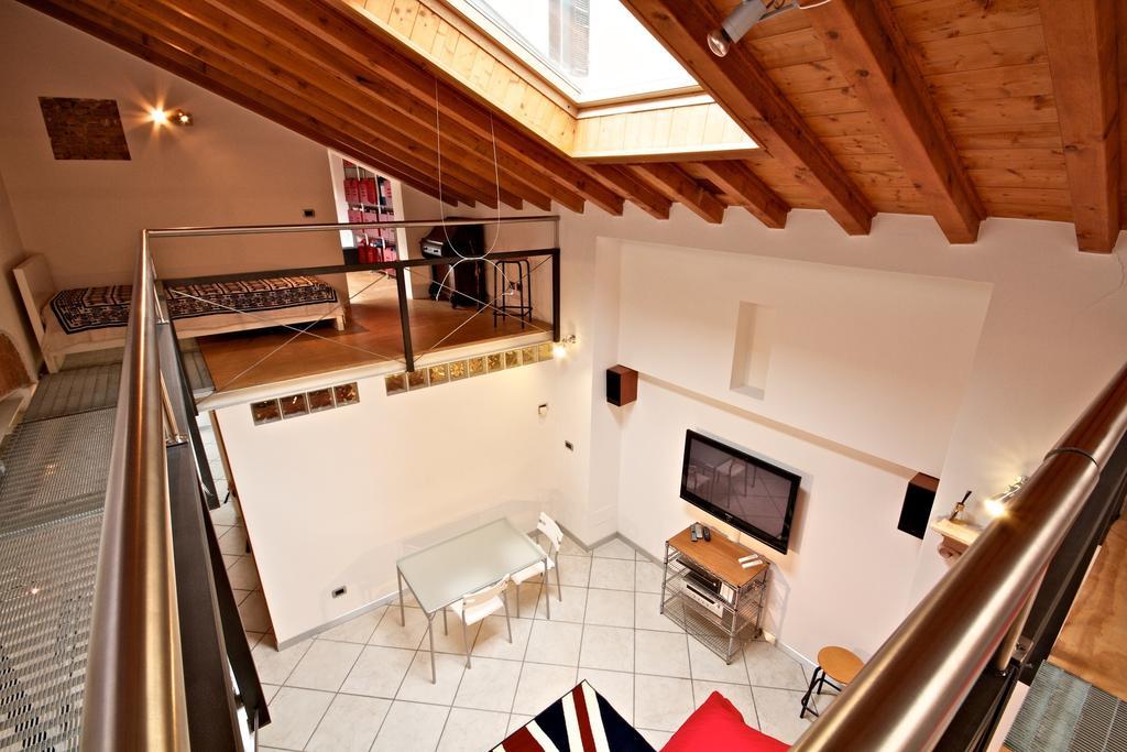 Aloft Apartment