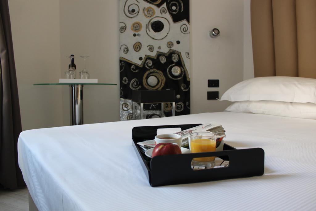Hotel Lhp Napoleon 4*