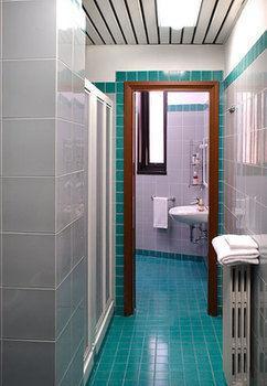 Hotel Burigozzo 11 *
