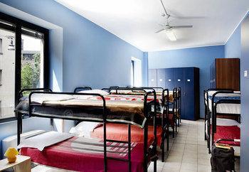 Hotel Burigozzo 11 *