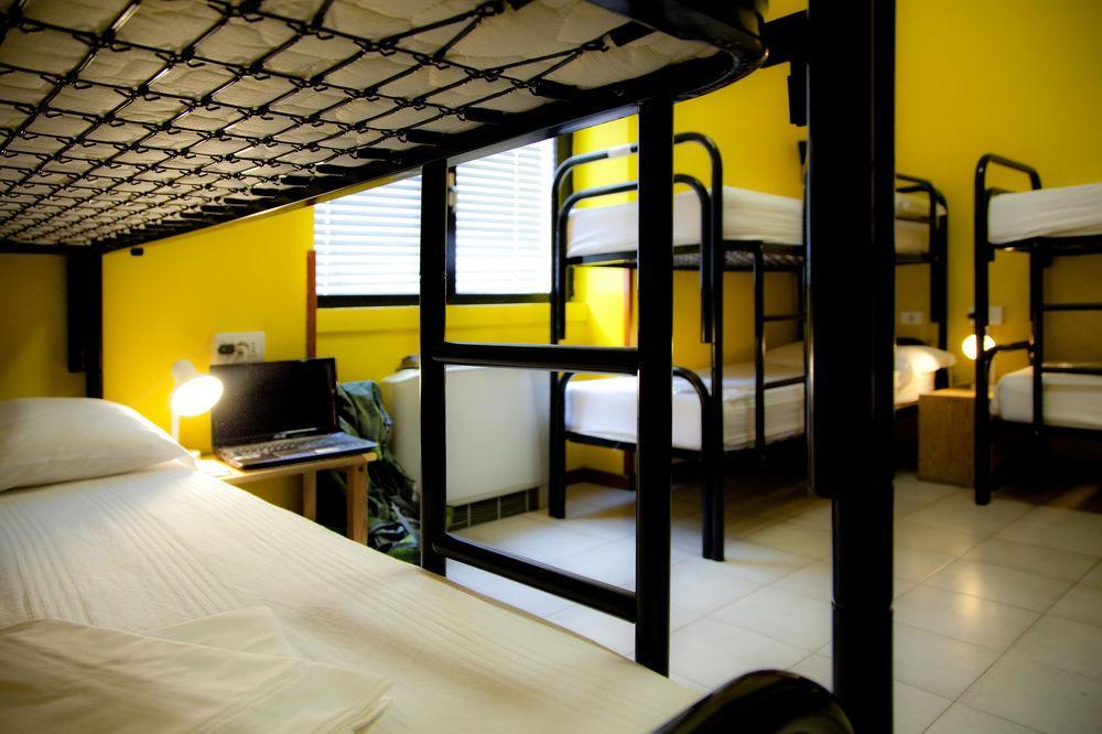 Hotel Burigozzo 11