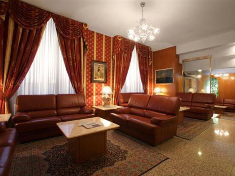 Hotel Lhp Napoleon 4*