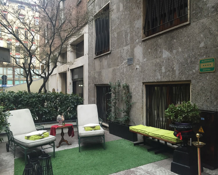 Hotel Carrobbio Milan