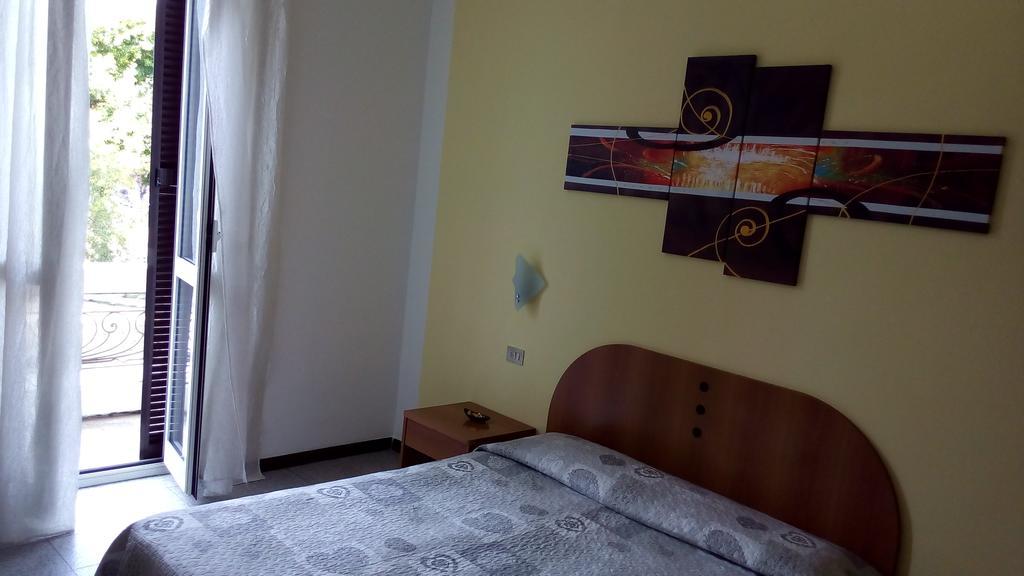 Tirreno Hotel Milan