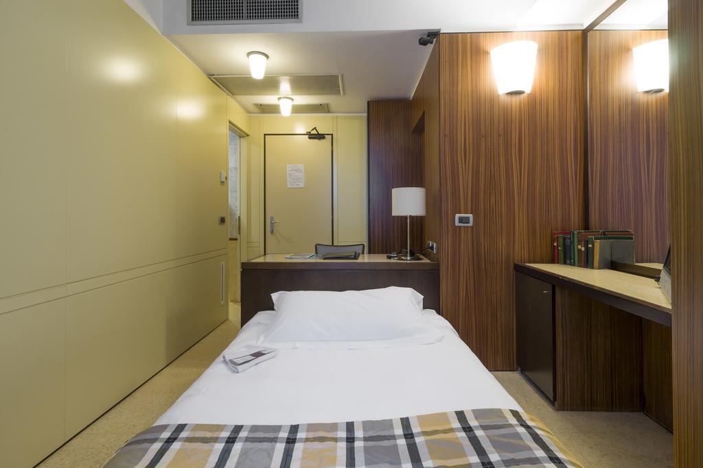 Hotel Carrobbio Milan