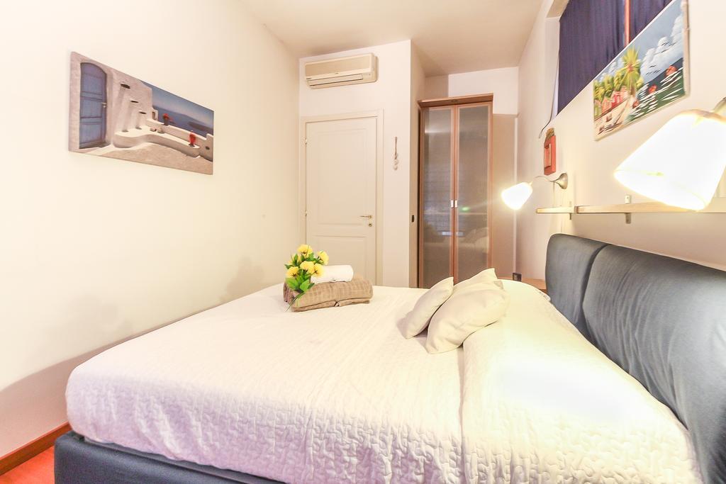 Alessia's Flat- Lorenteggio Milan