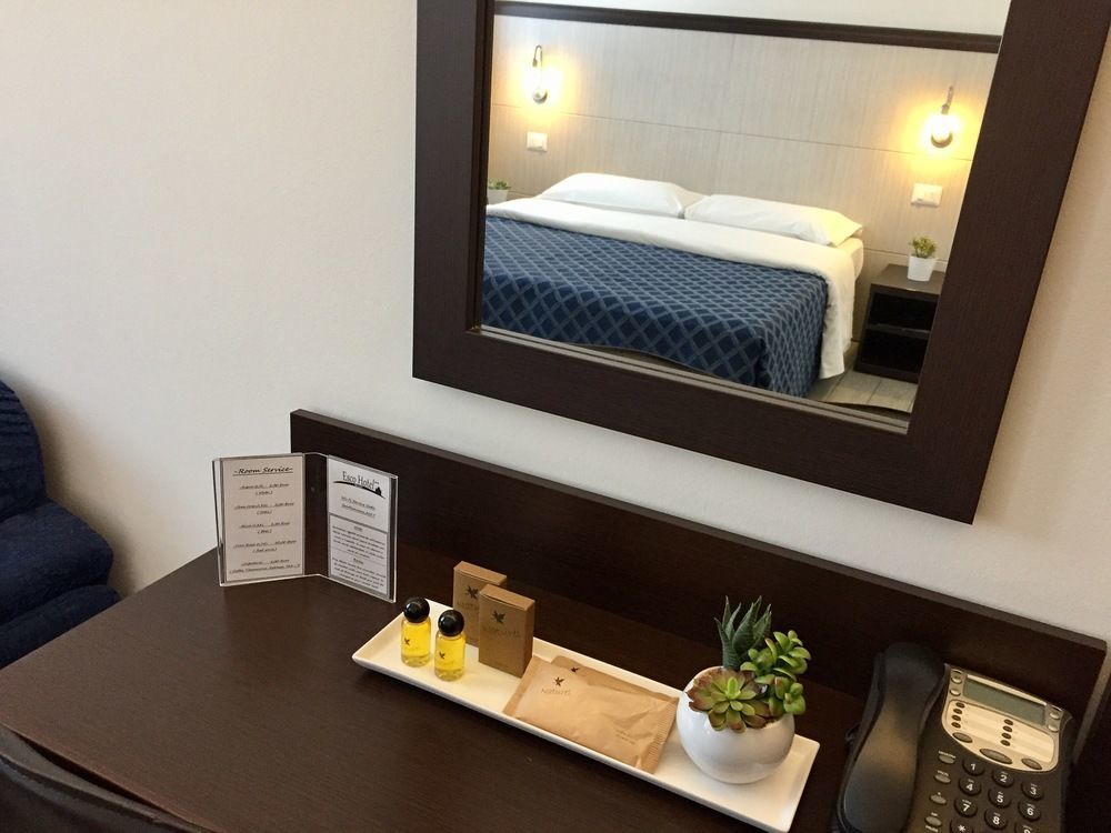 Av Hotel 2*