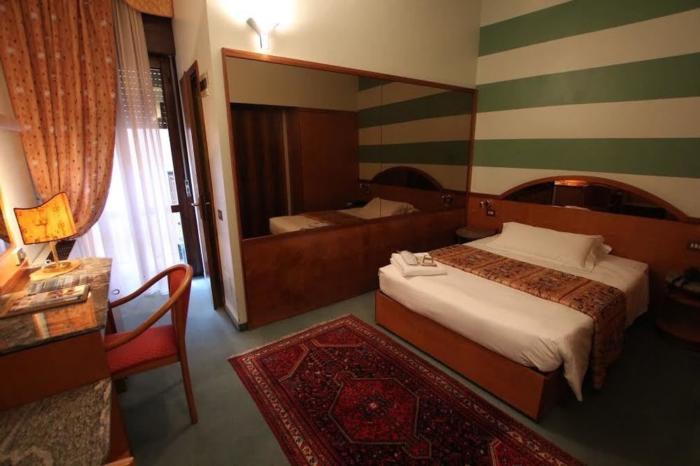 Carrobbio 4* Milan