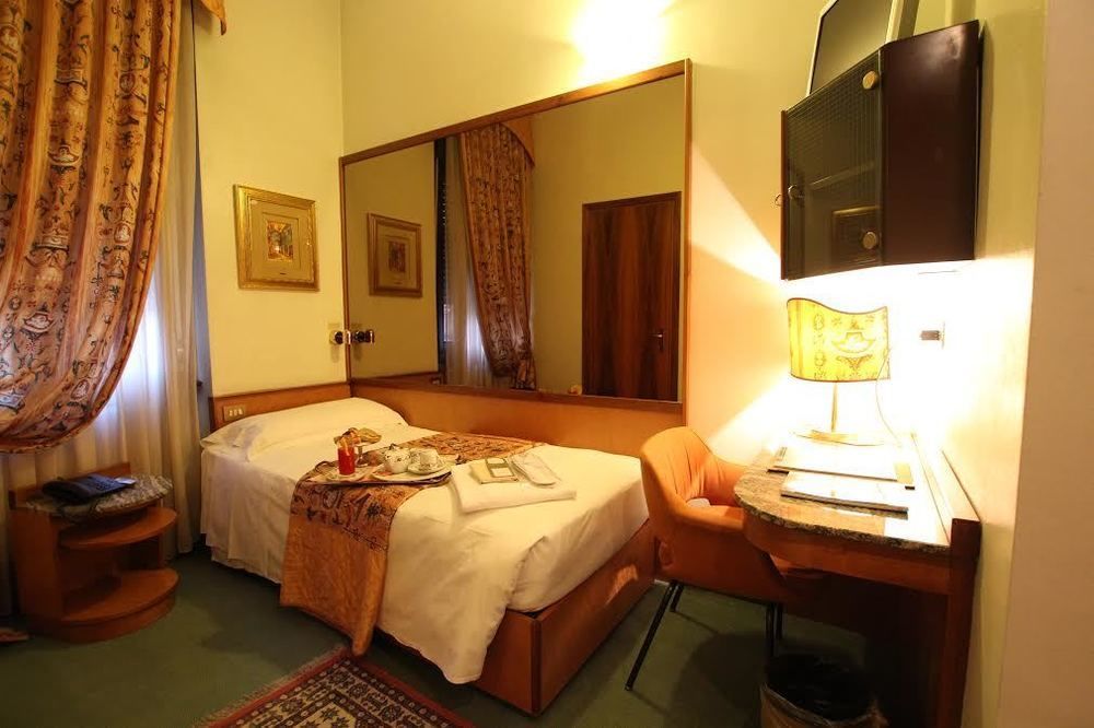 Carrobbio Hotel Milan