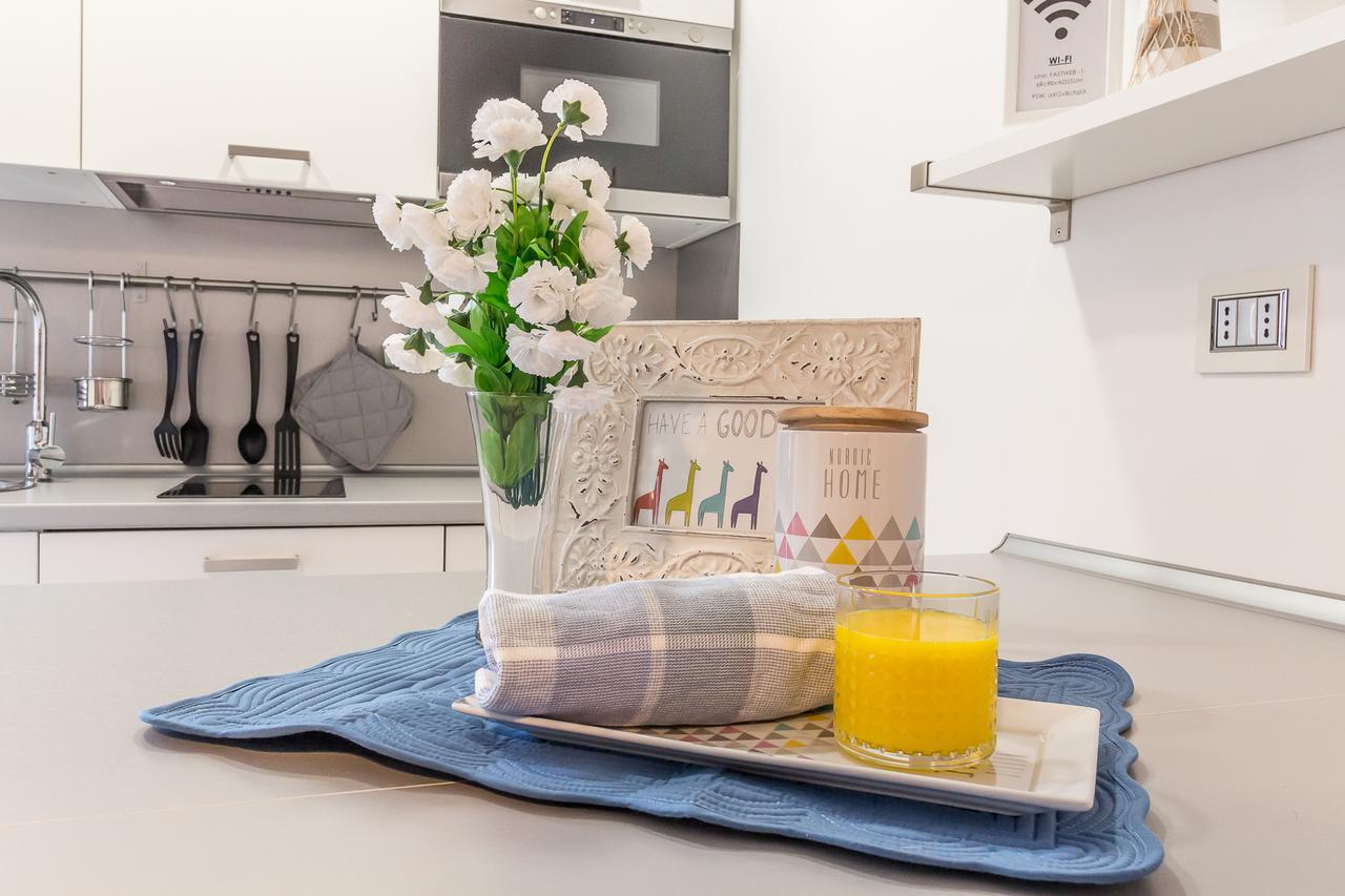 Alessia's Flat - Sarpi 3 * Milan