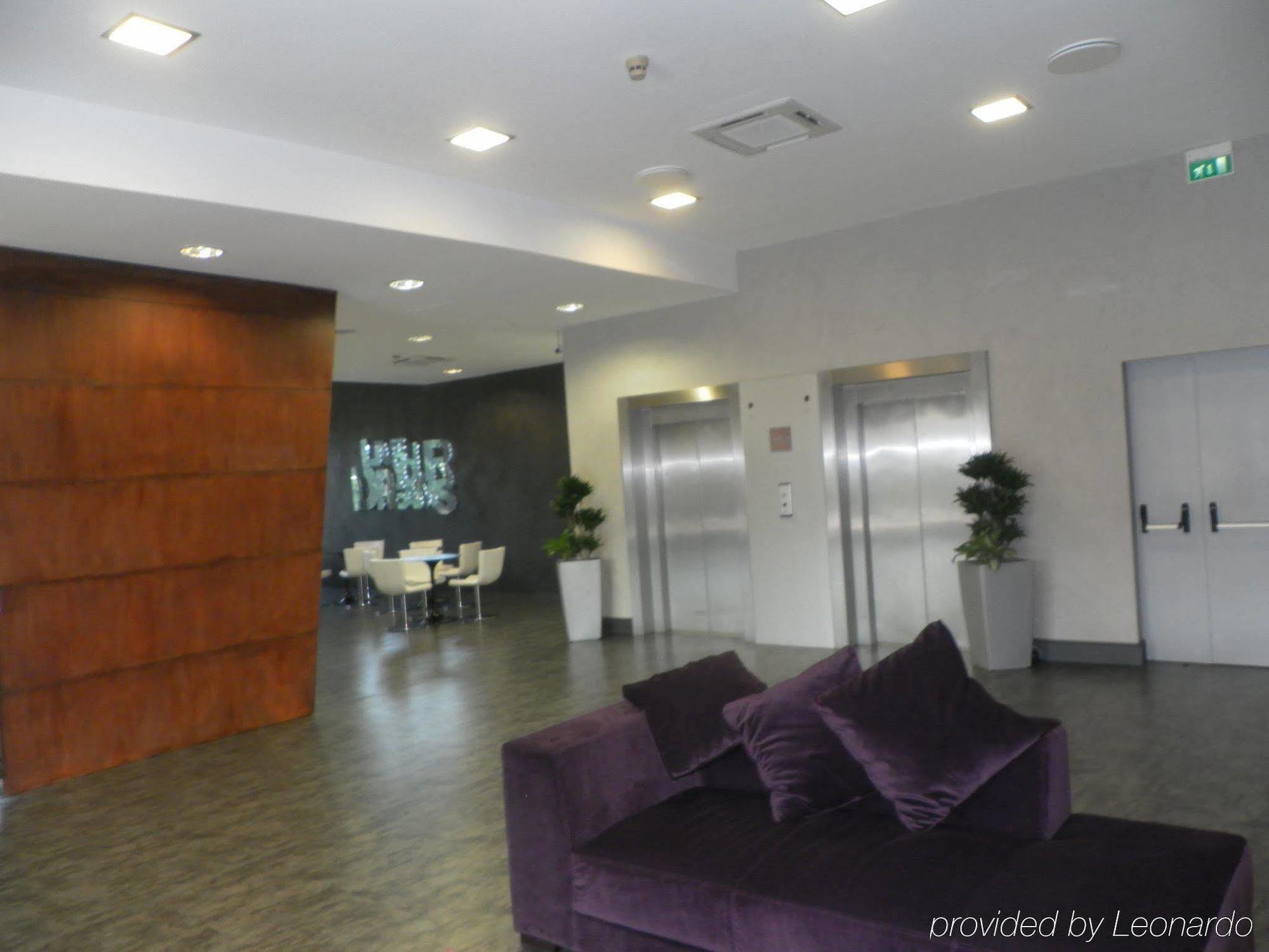Ih Lorenteggio Hotel