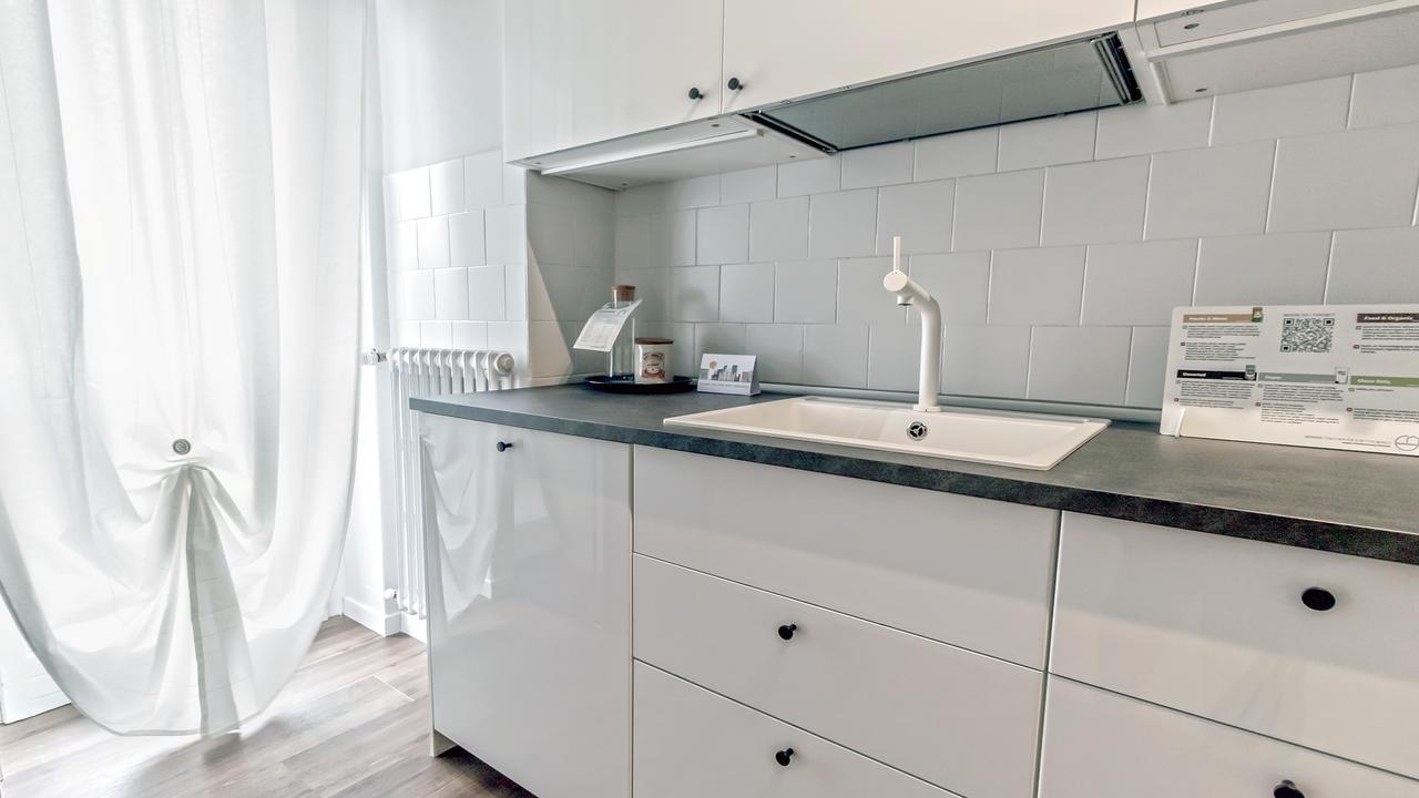 Italianway-castel Morrone 1/a * Milan