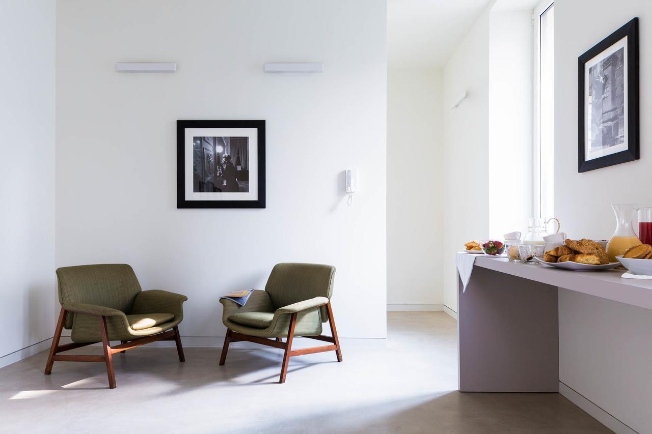 T7 Guest house *
