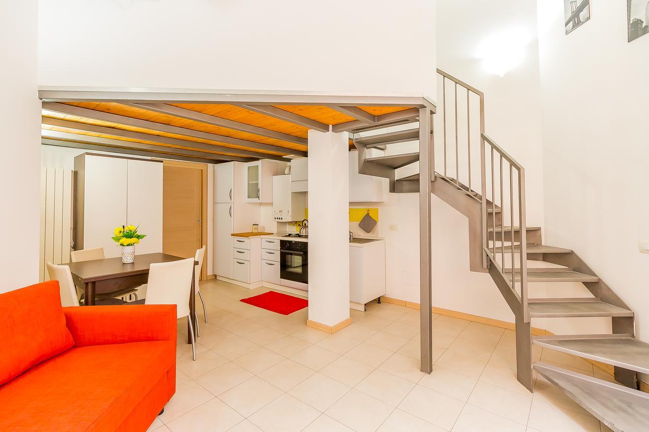 Alessia's Flat- Portello 3 * Milan