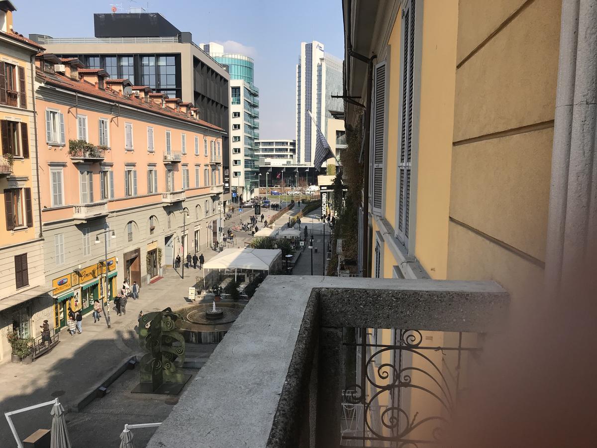 Corso 6 * Milão