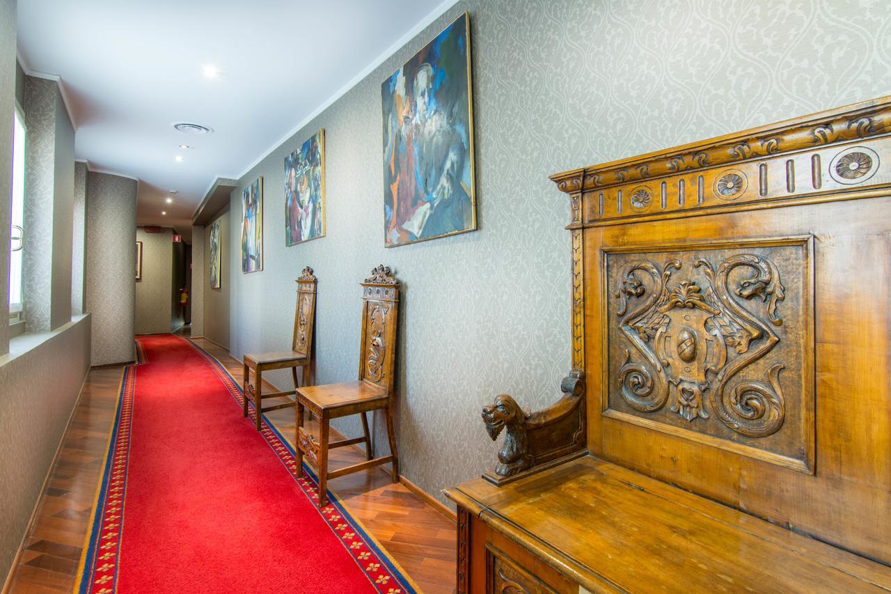 Regina Hotel Milan